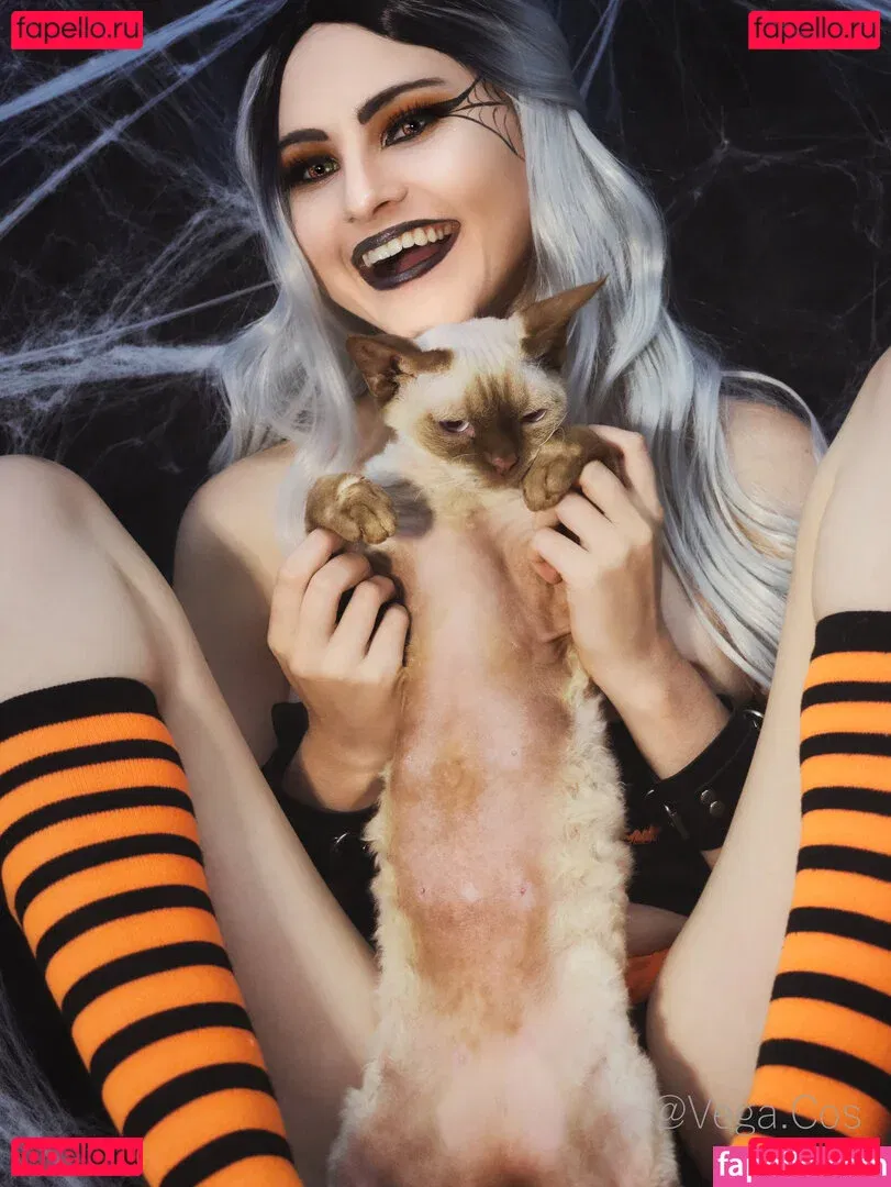 vega.cos Onlyfans Photo Gallery 