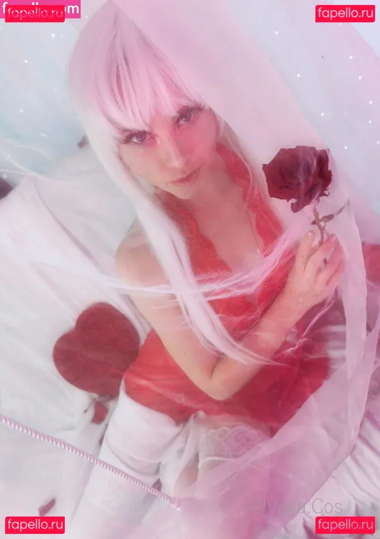 vega.cos Onlyfans Photo Gallery 
