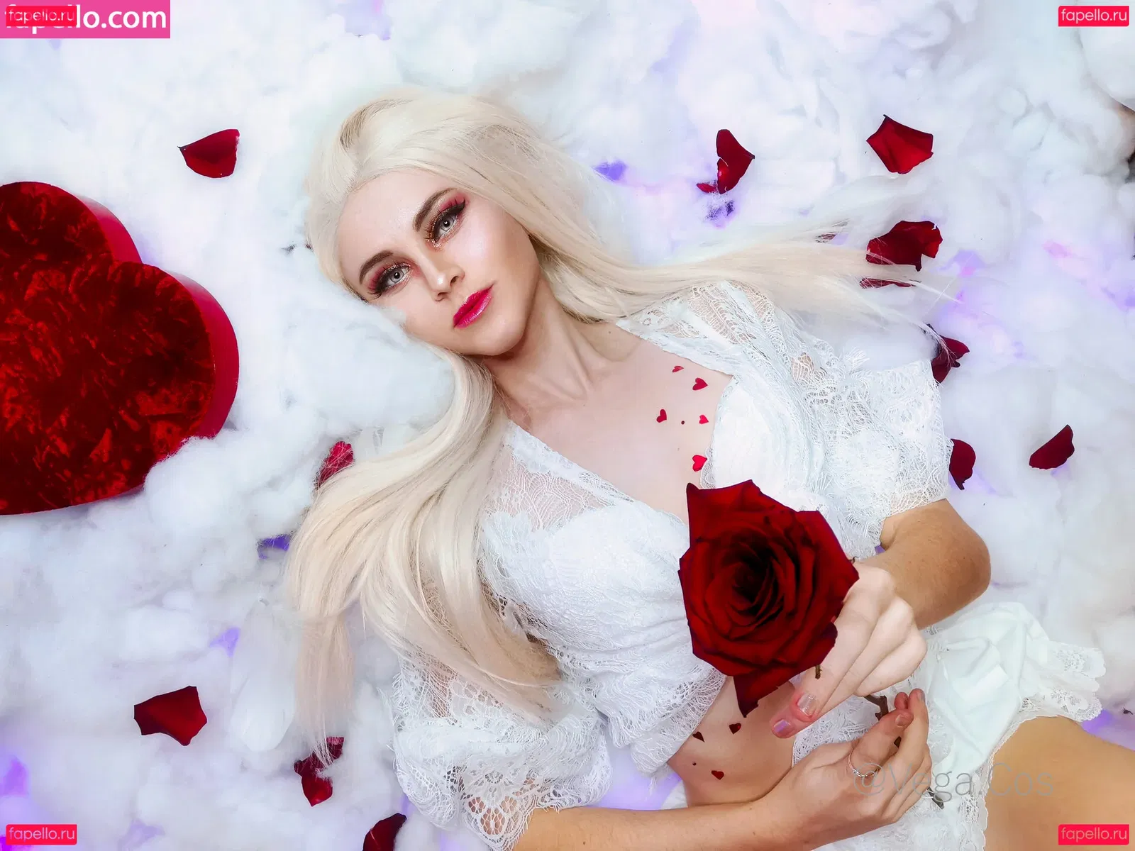 vega.cos Onlyfans Photo Gallery 