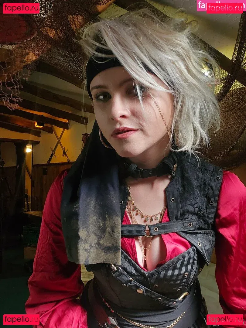 vega.cos Onlyfans Photo Gallery 