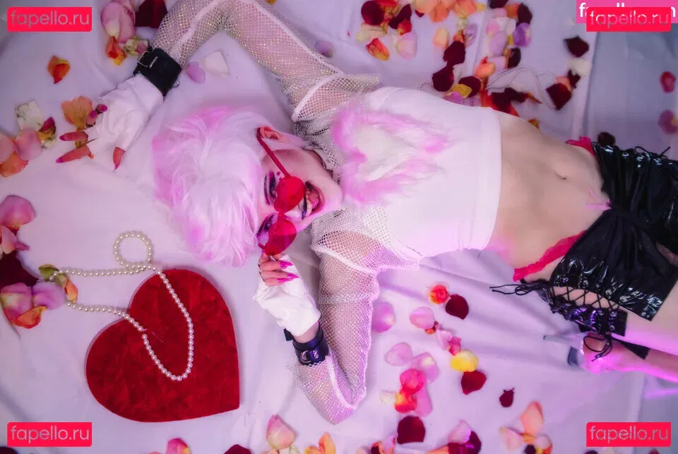 vega.cos Onlyfans Photo Gallery 