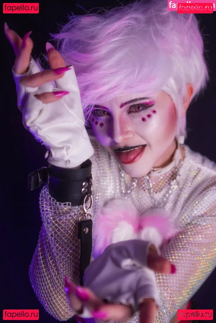 vega.cos Onlyfans Photo Gallery 