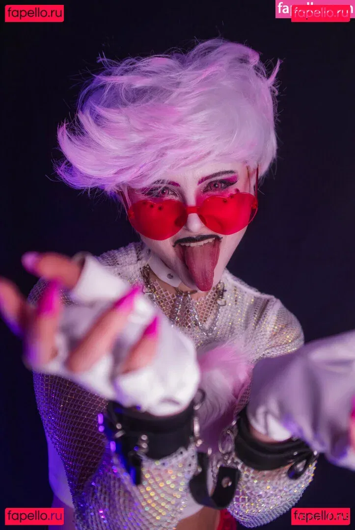 vega.cos Onlyfans Photo Gallery 