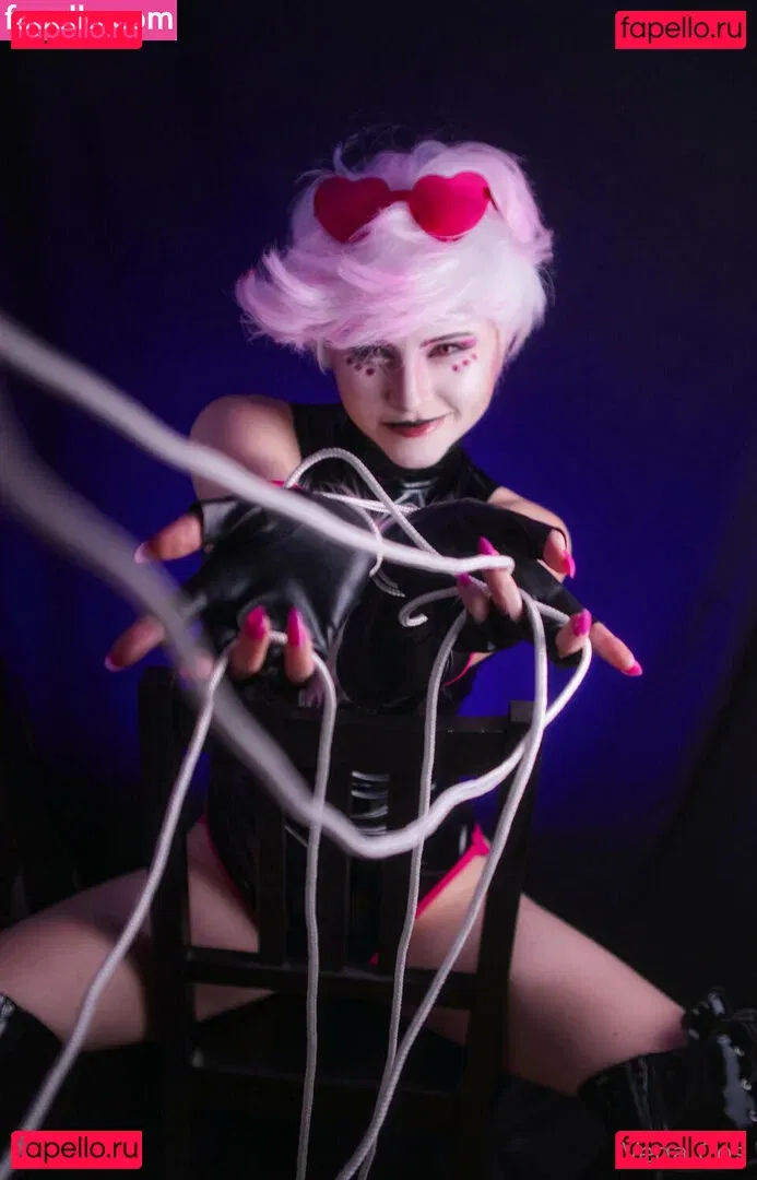 vega.cos Onlyfans Photo Gallery 