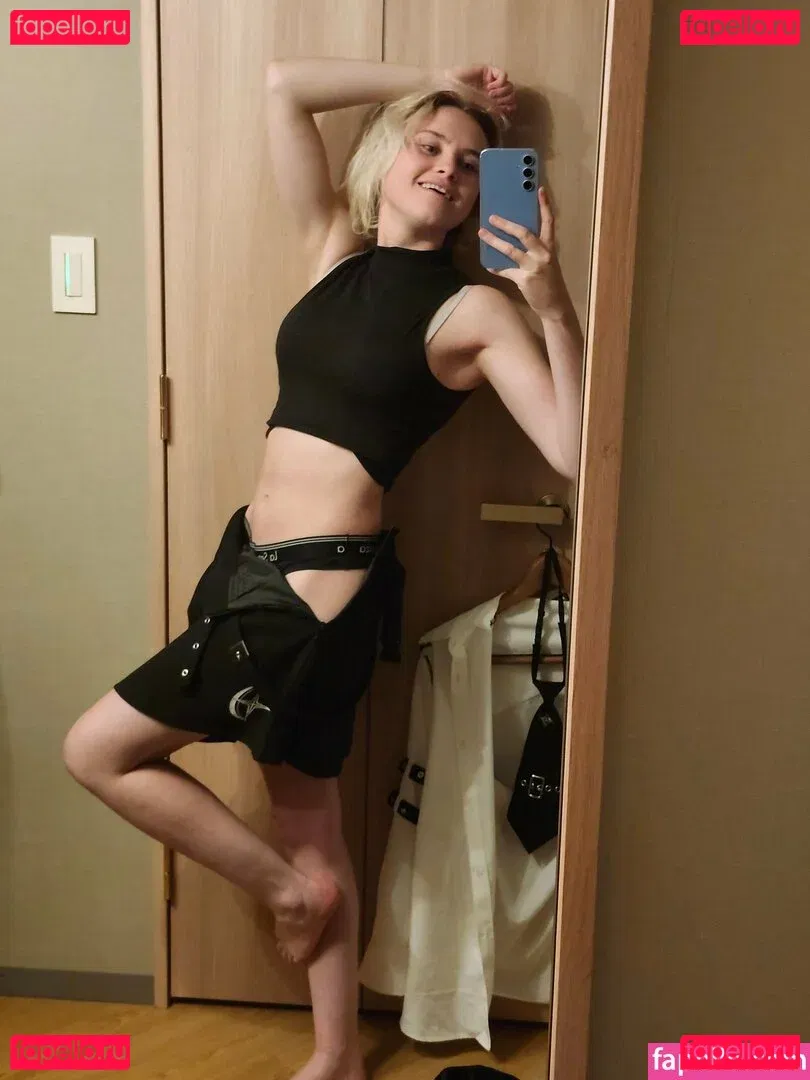 vega.cos Onlyfans Photo Gallery 