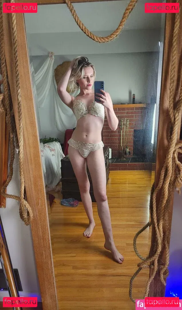 vega.cos Onlyfans Photo Gallery 