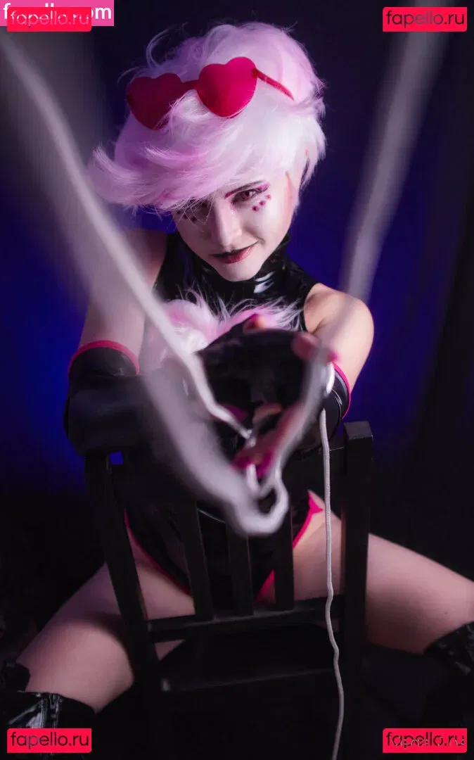 vega.cos Onlyfans Photo Gallery 