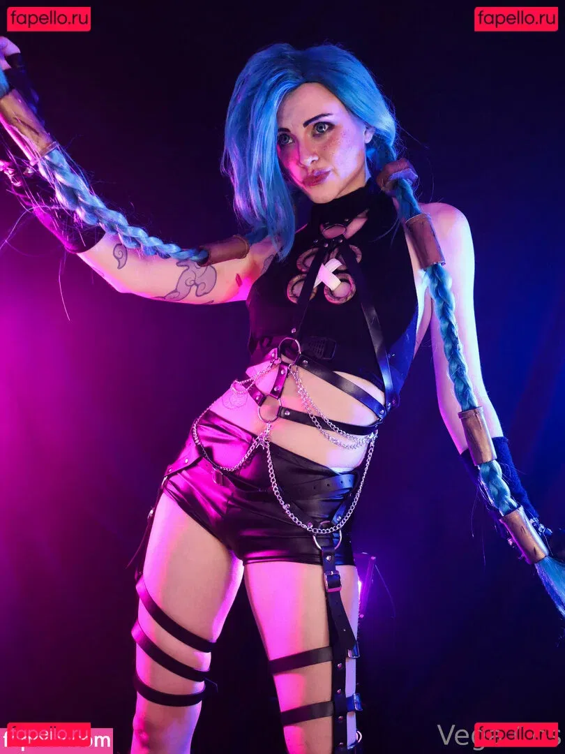 vega.cos Onlyfans Photo Gallery 