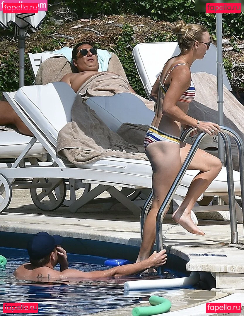 Caroline Wozniacki Onlyfans Photo Gallery 