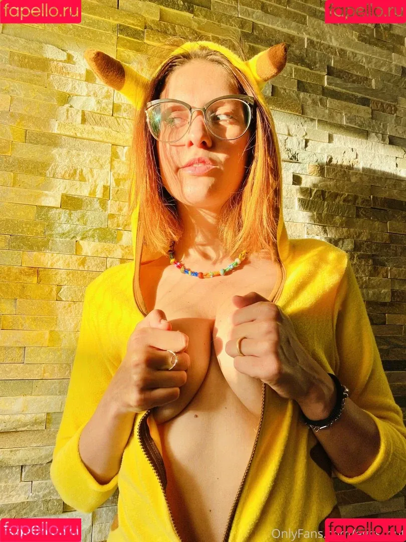 eggs_out Onlyfans Photo Gallery 