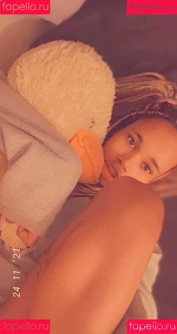 cloudyvi_ Onlyfans Photo Gallery 