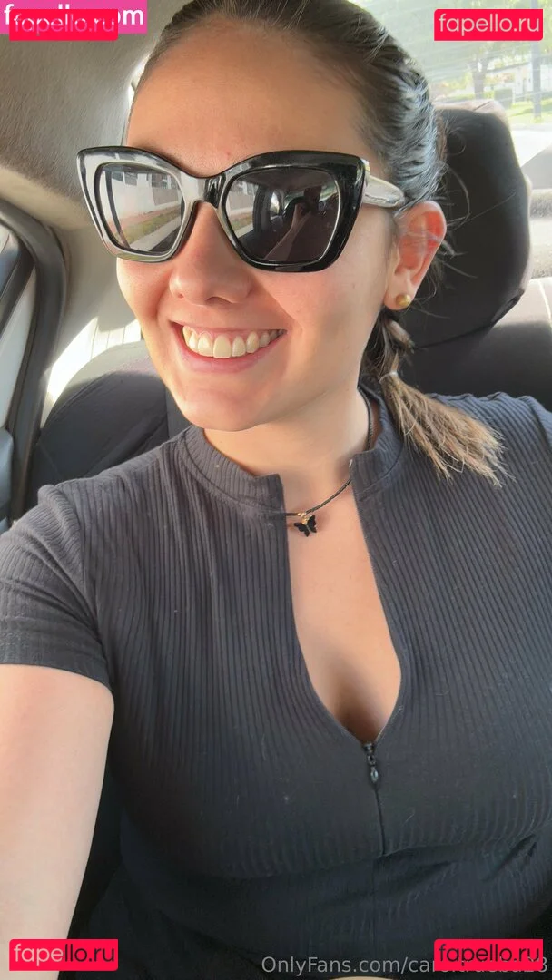 caro.trueba28 Onlyfans Photo Gallery 