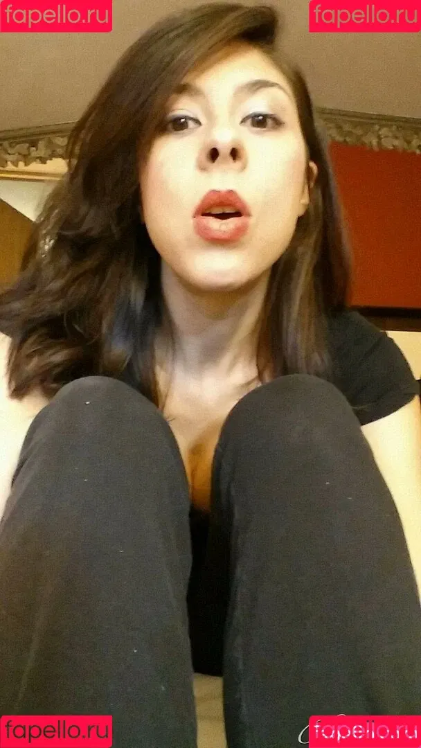 Nina 1987 Onlyfans Photo Gallery 