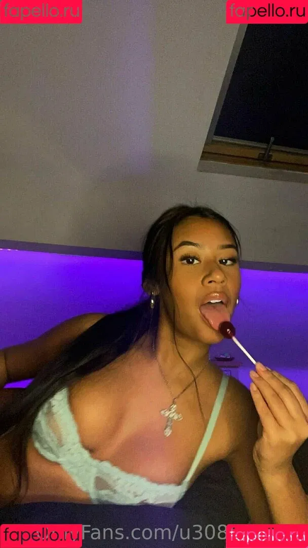 Yourkarina Onlyfans Photo Gallery 