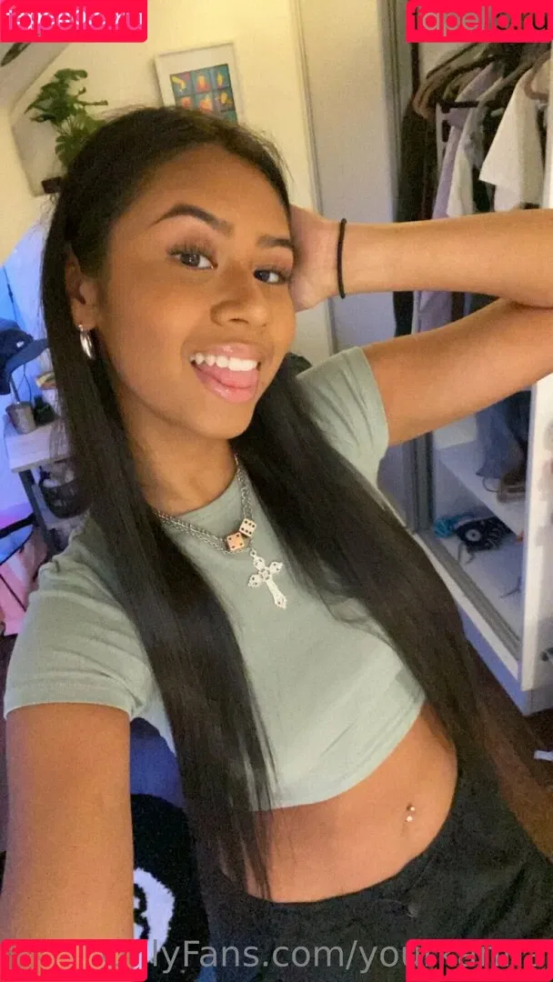 Yourkarina Onlyfans Photo Gallery 