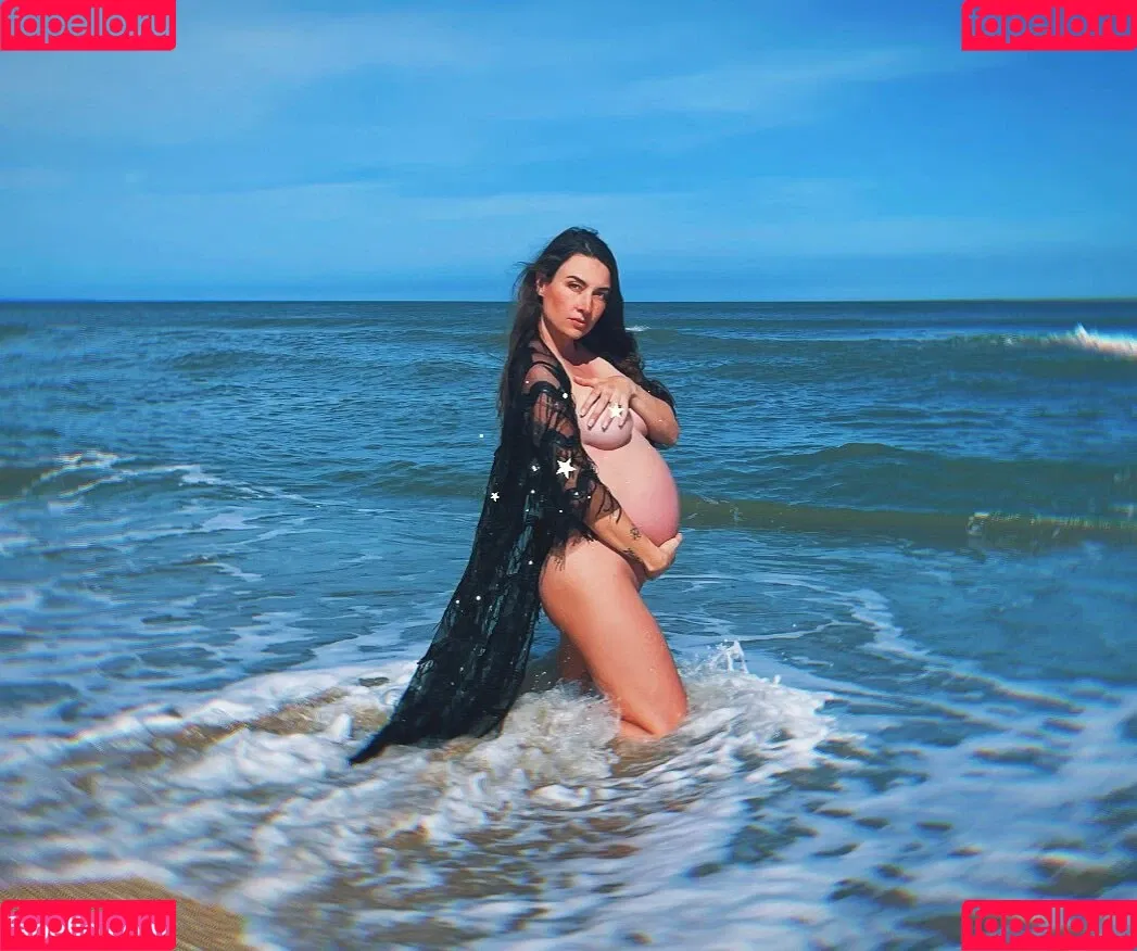 Cortney Palm Onlyfans Photo Gallery 