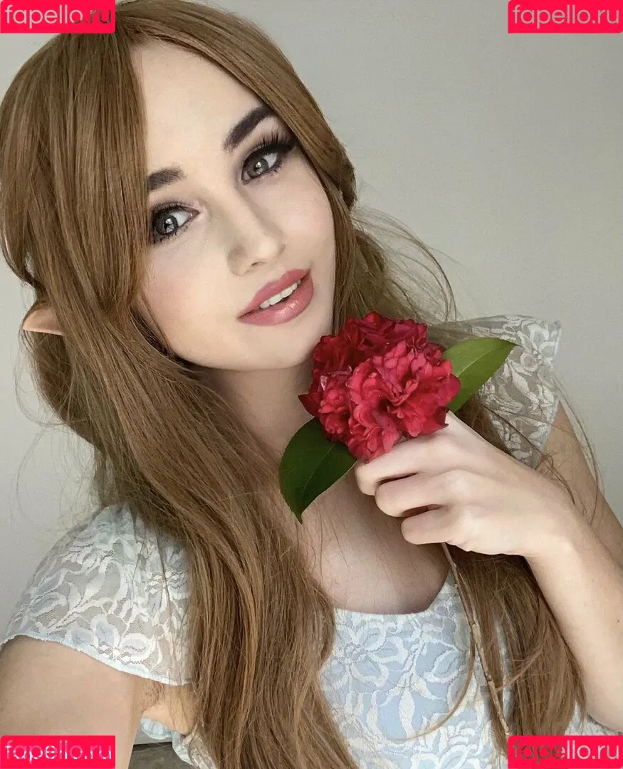 embertay Onlyfans Photo Gallery 