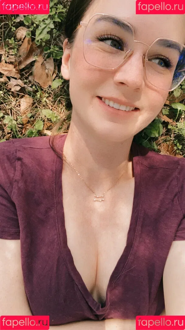 embertay Onlyfans Photo Gallery 