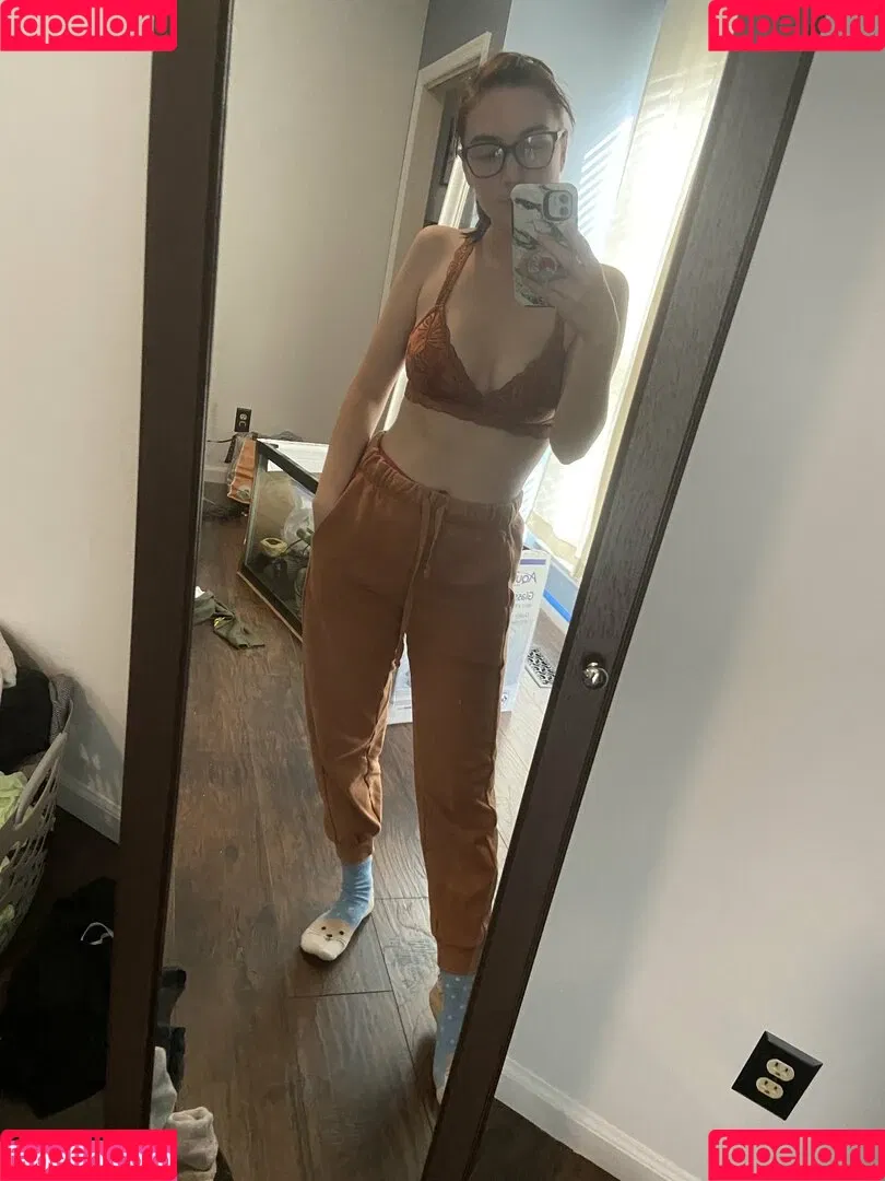 embertay Onlyfans Photo Gallery 