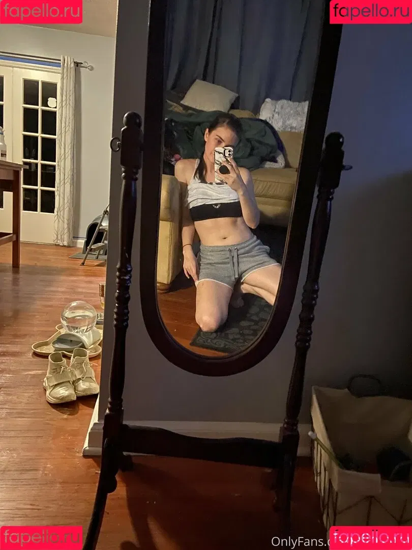 embertay Onlyfans Photo Gallery 