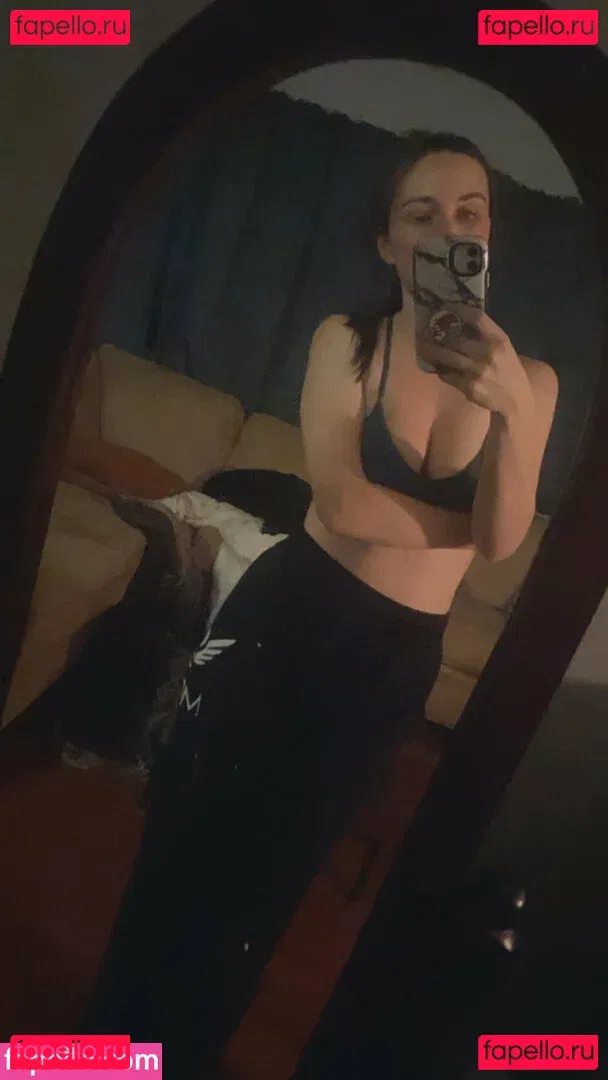 embertay Onlyfans Photo Gallery 