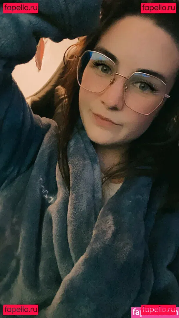 embertay Onlyfans Photo Gallery 