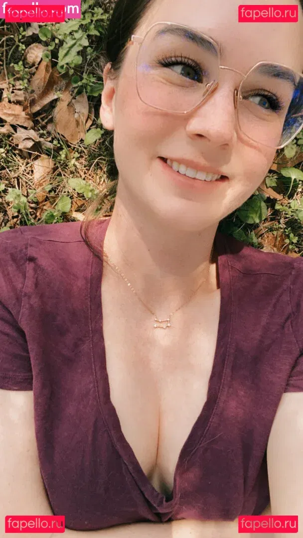 embertay Onlyfans Photo Gallery 