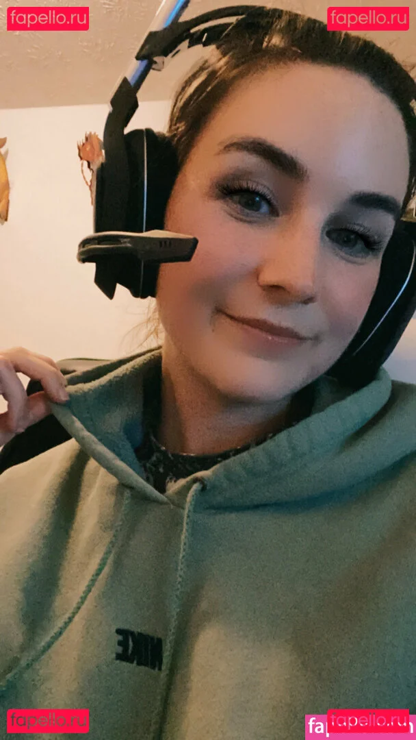 embertay Onlyfans Photo Gallery 