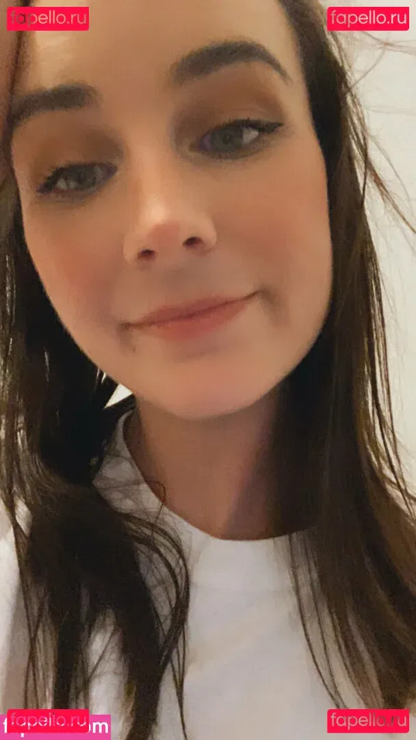 embertay Onlyfans Photo Gallery 