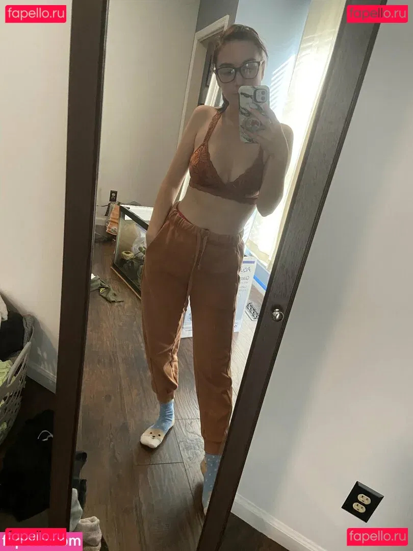 embertay Onlyfans Photo Gallery 