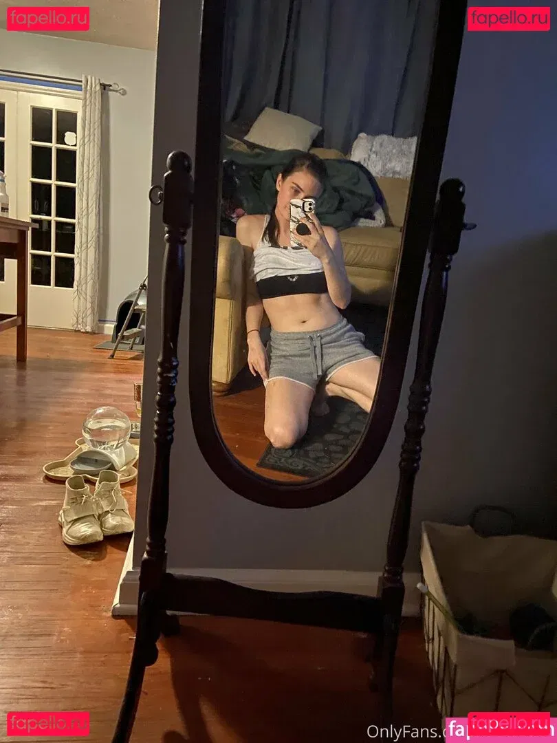 embertay Onlyfans Photo Gallery 