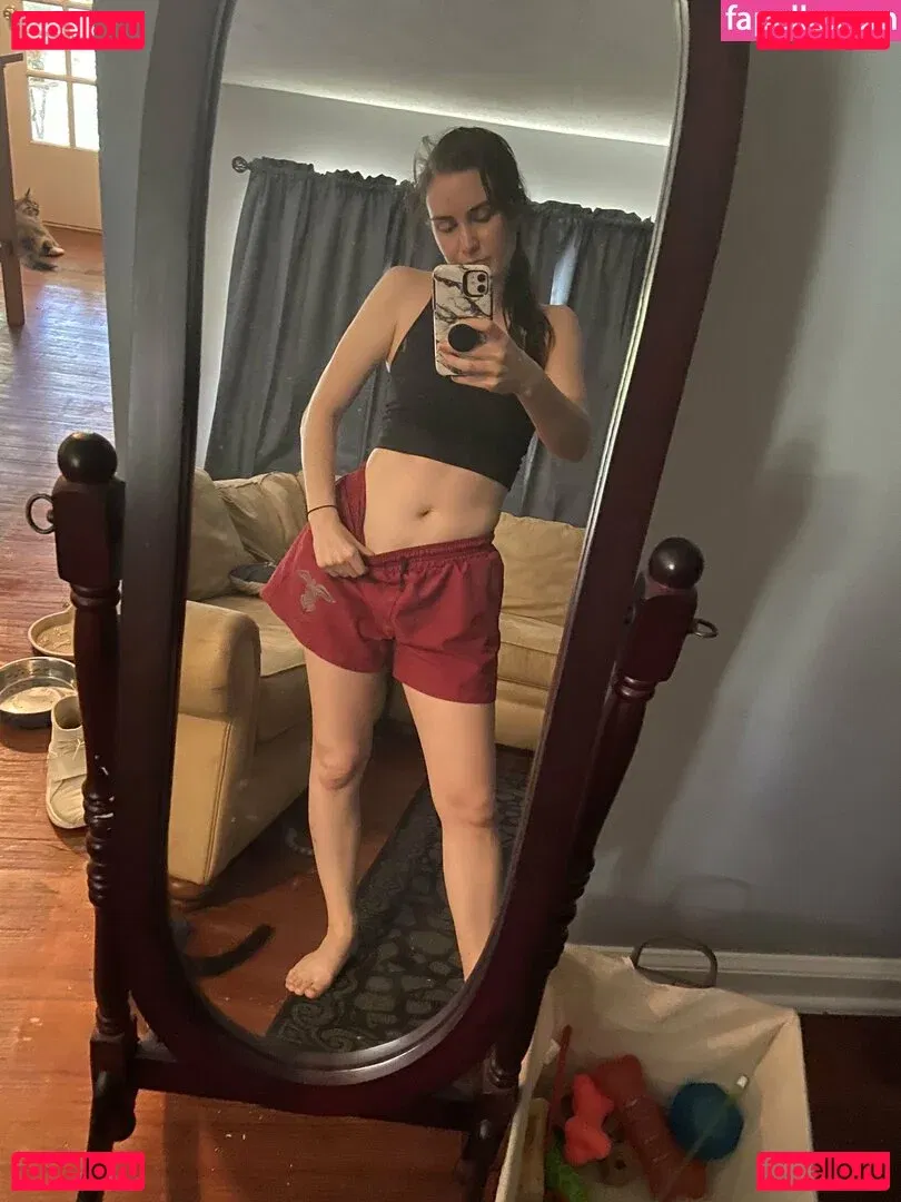 embertay Onlyfans Photo Gallery 