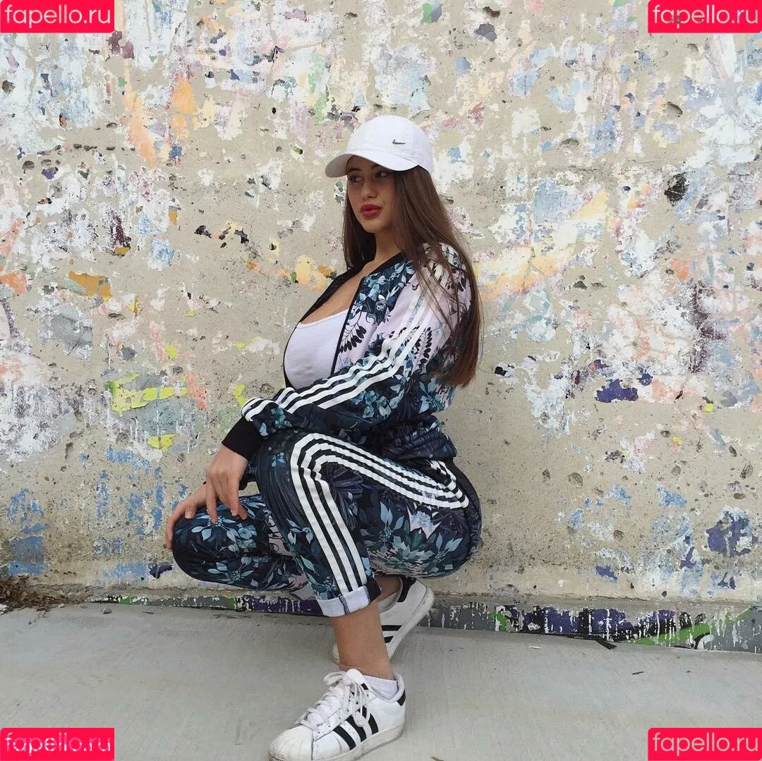 Elisa Berami Onlyfans Photo Gallery 