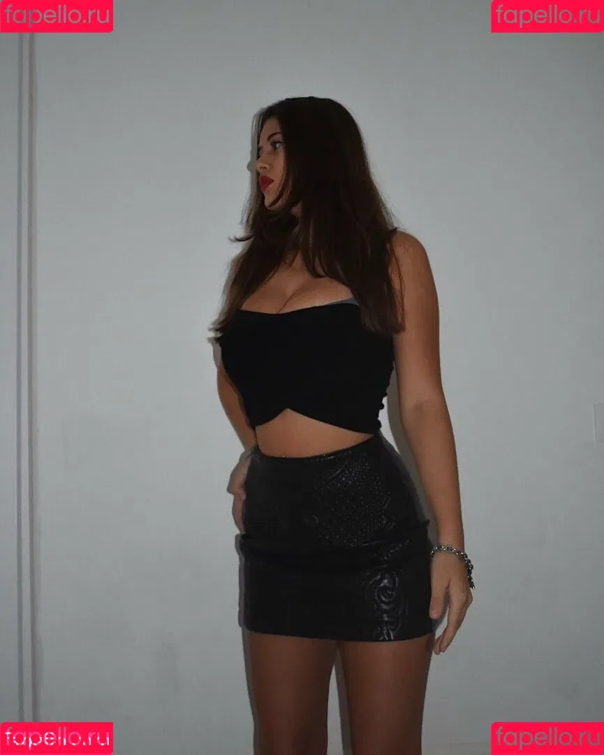 Elisa Berami Onlyfans Photo Gallery 