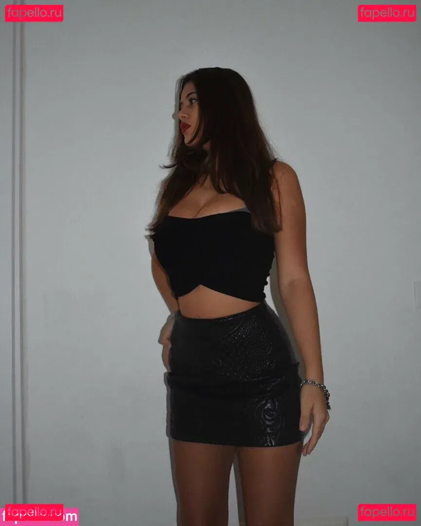 Elisa Berami Onlyfans Photo Gallery 