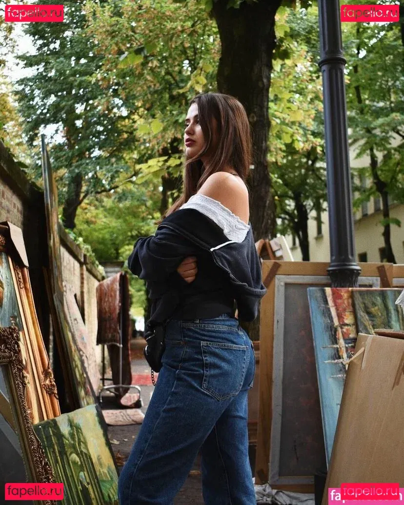 Elisa Berami Onlyfans Photo Gallery 