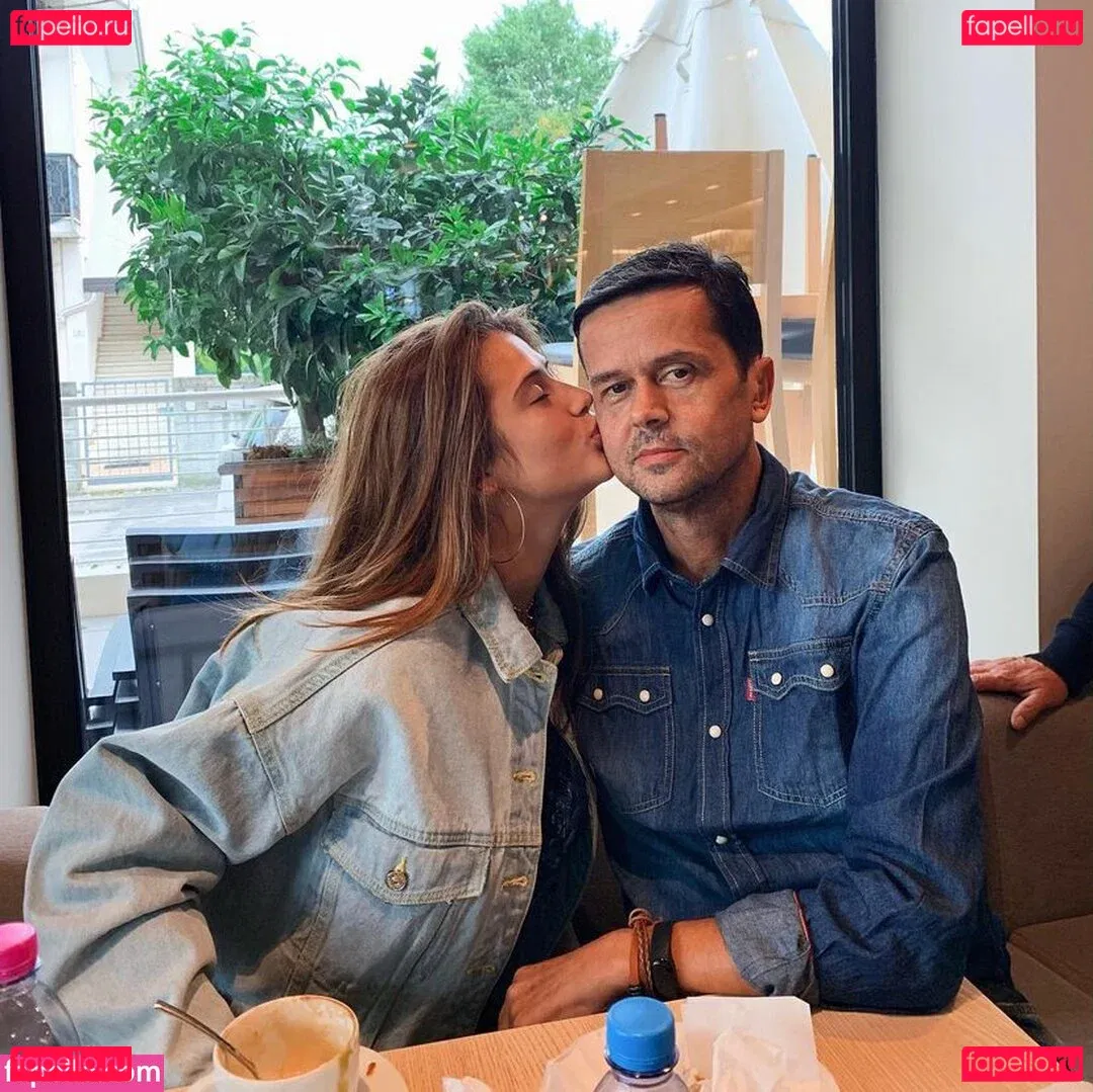 Elisa Berami Onlyfans Photo Gallery 