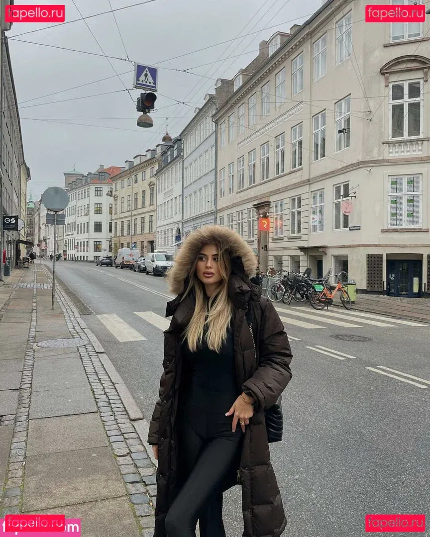 Elisa Berami Onlyfans Photo Gallery 