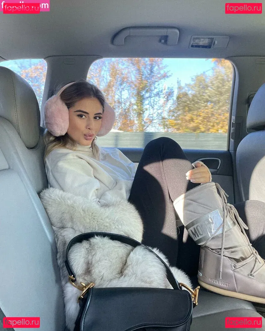 Elisa Berami Onlyfans Photo Gallery 