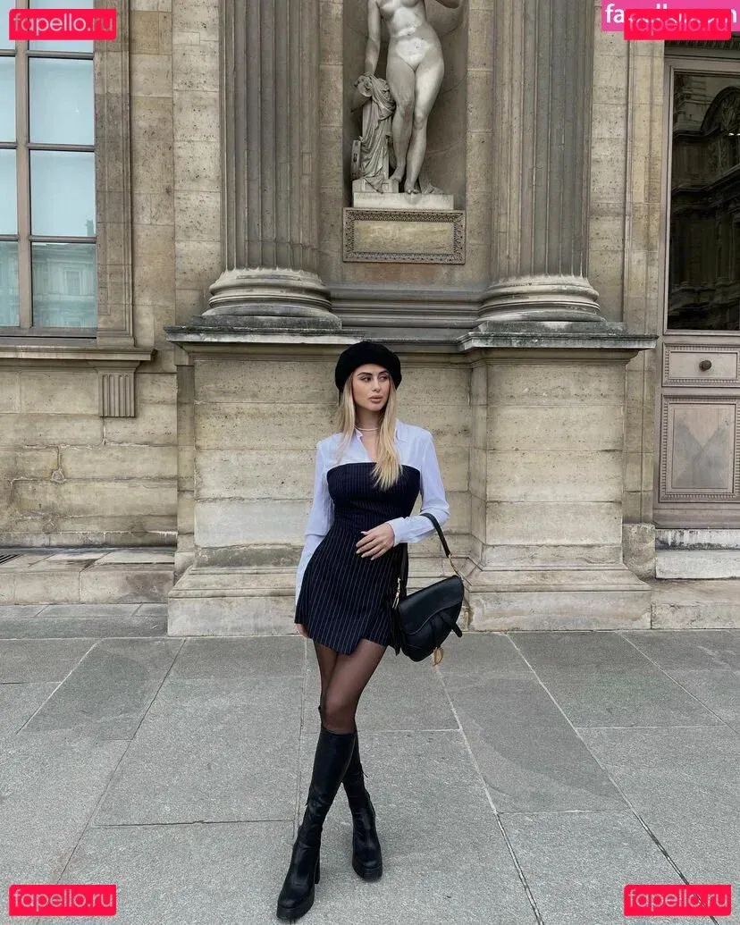 Elisa Berami Onlyfans Photo Gallery 