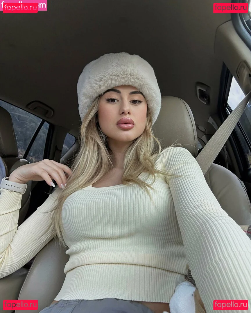 Elisa Berami Onlyfans Photo Gallery 