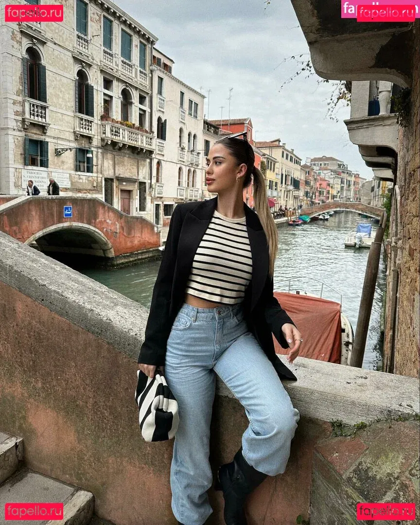 Elisa Berami Onlyfans Photo Gallery 