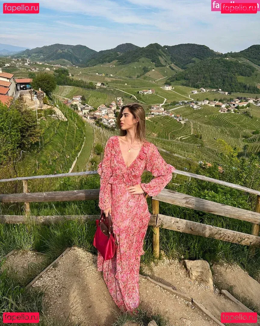 Elisa Berami Onlyfans Photo Gallery 