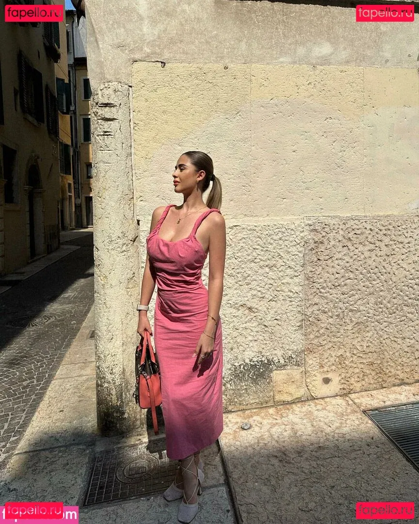 Elisa Berami Onlyfans Photo Gallery 