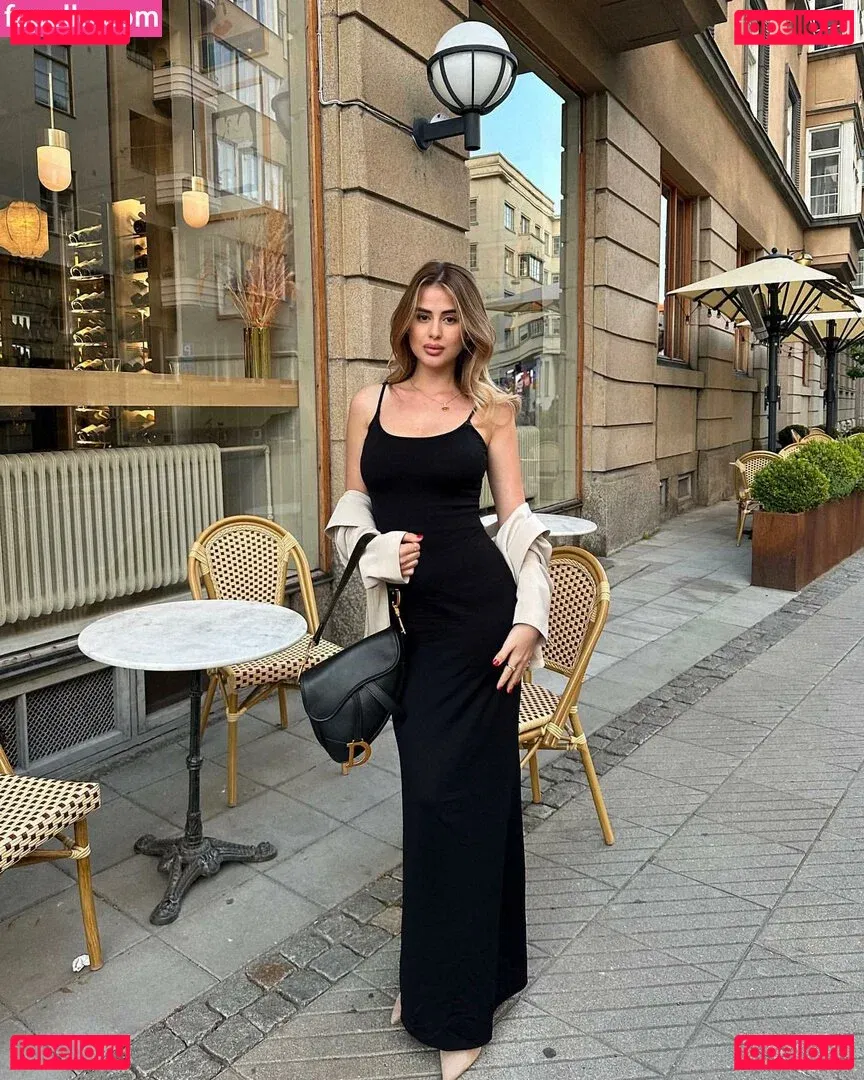 Elisa Berami Onlyfans Photo Gallery 