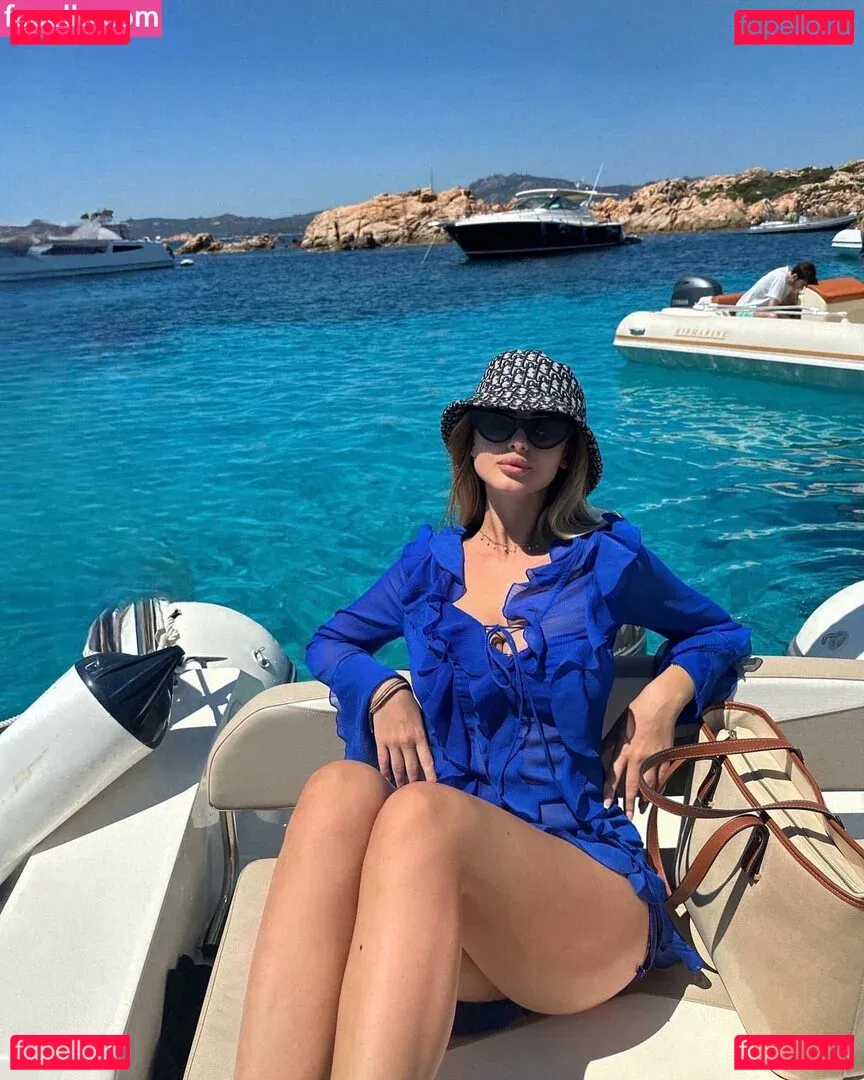 Elisa Berami Onlyfans Photo Gallery 