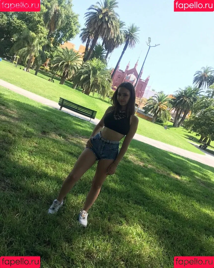 Camila Nerea Gonzalez Onlyfans Photo Gallery 