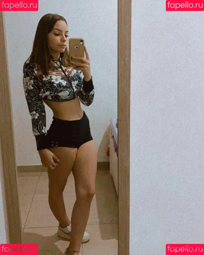 Camila Nerea Gonzalez Onlyfans Photo Gallery 