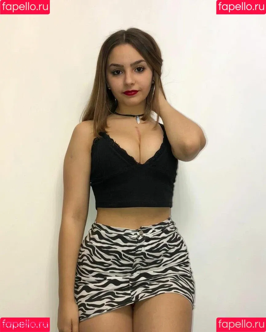Camila Nerea Gonzalez Onlyfans Photo Gallery 