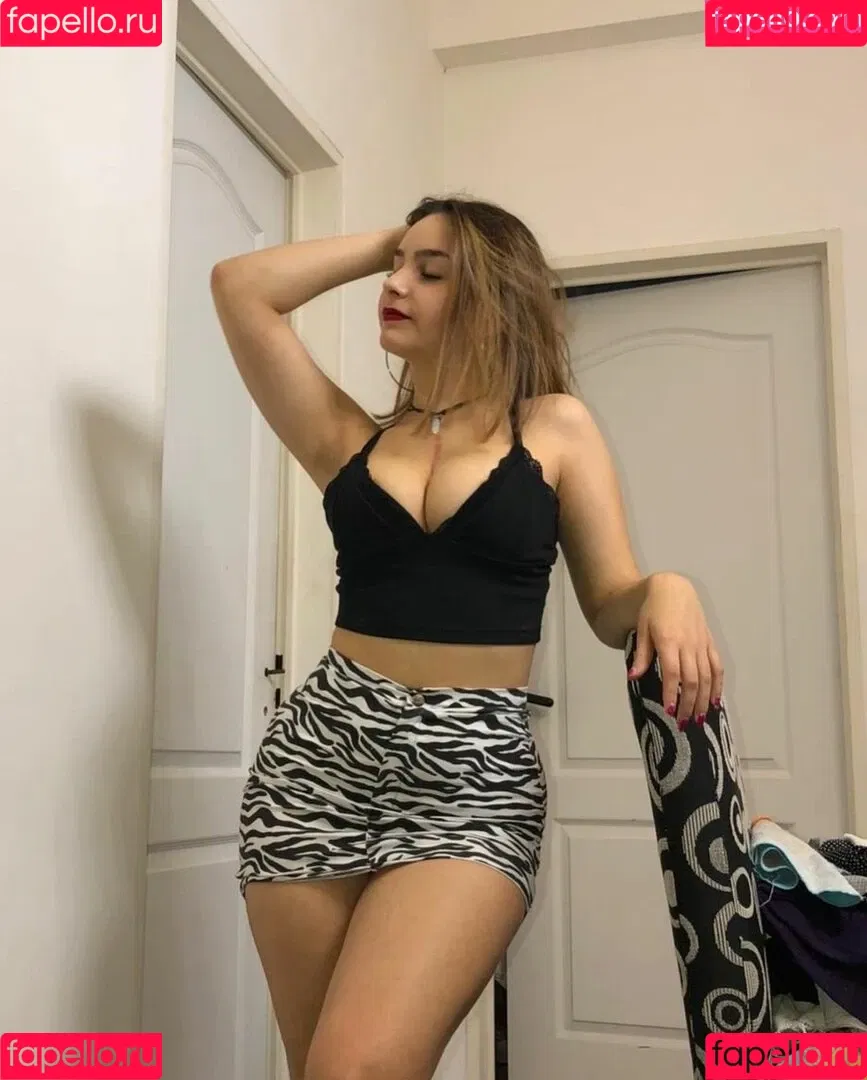 Camila Nerea Gonzalez Onlyfans Photo Gallery 